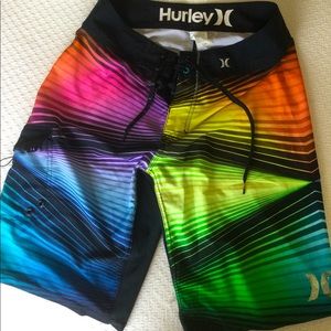 Hurley men’s board shorts size 28
